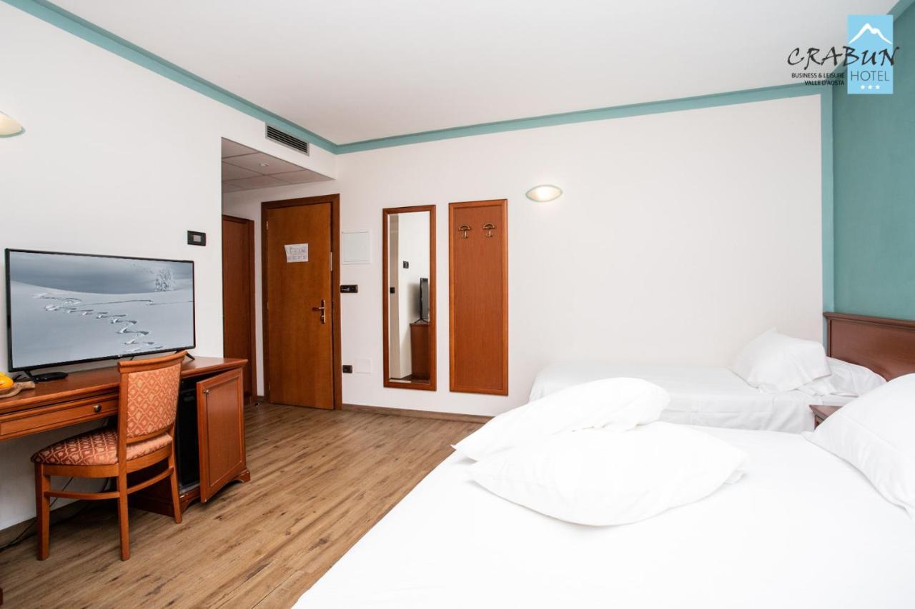 Crabun Hotel ポン・サン・マルテン エクステリア 写真