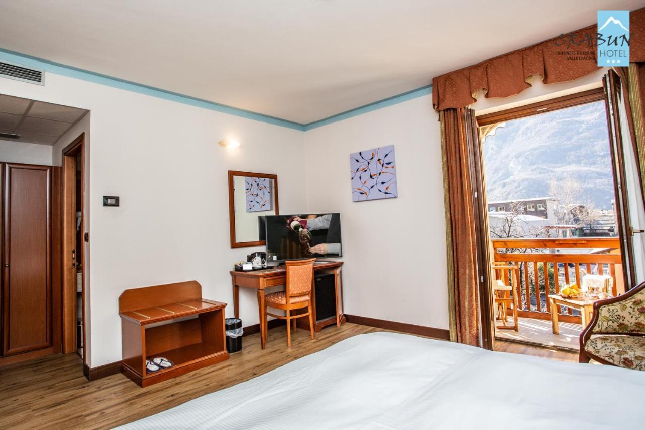 Crabun Hotel ポン・サン・マルテン エクステリア 写真